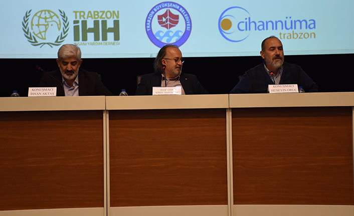 Trabzon'da "İnsanı kriz kapıda yalnız bırakma" paneli