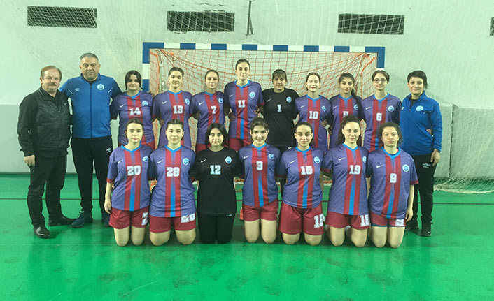Ortahisar Kadın Hentbol Takımı ilk maçını kazandı!