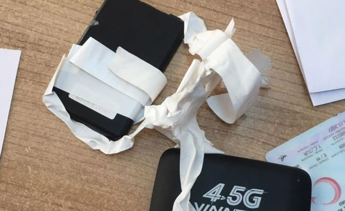 Ehliyet sınavında kopya çekenler yakayı ele verdi