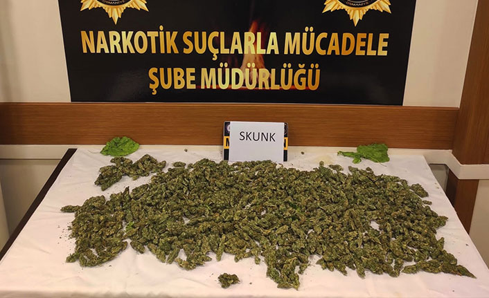 Yolcu otobüsüne uyuşturucu operasyonu