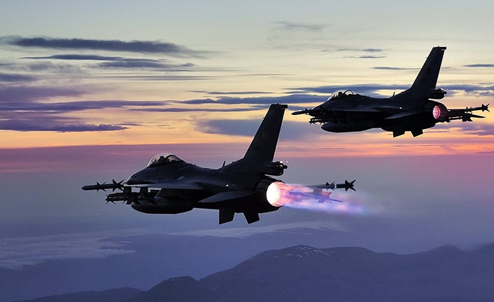 Kandil'e hava harekatı! 4 terörist etkisiz hale getirildi