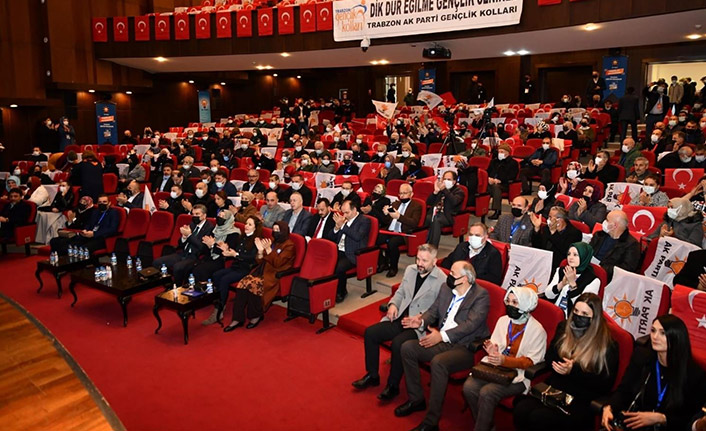 AK Parti Teşkilat Akademisi Programı Trabzon'da başladı