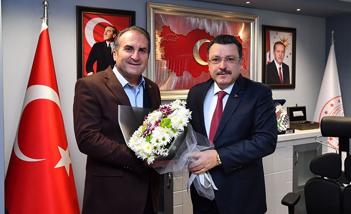 Başkan Genç, yeni atanan bürokratları ziyaret etti