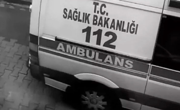 Ambulansa yol vermeyen 3 temizlik görevlisine idari işlem