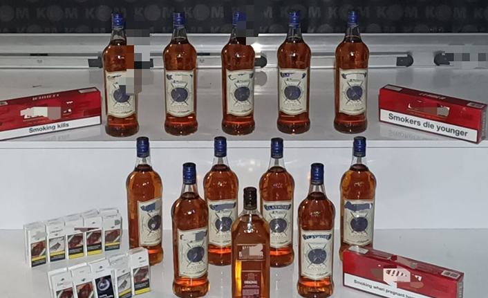 Trabzon’da kaçak içki ve sigara ele geçirildi