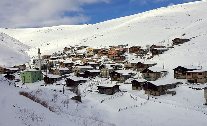 Bayburt’ta kar yağışı ve soğuk hava