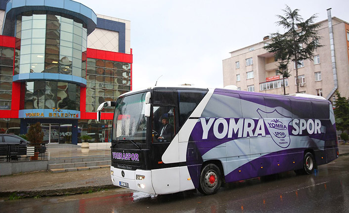 Başkan Mustafa Bıyık'tan Yomraspor'a otobüs