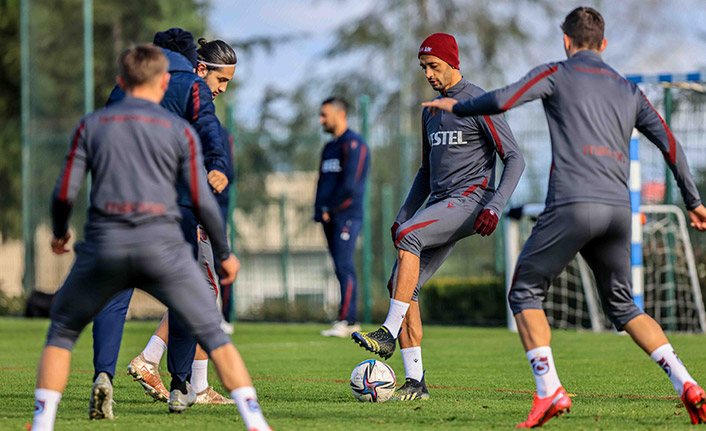 Trabzonspor, Sivasspor maçı için Sivas’a hareket ediyor