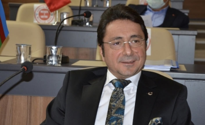 Davut Çakıroğlu'ndan hafif rayı sistem tepkisi! "Trabzon ile dalga geçen bir zihniyet"
