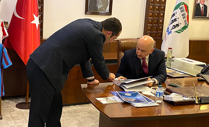 Bakan Adil Karaismailoğlu Akçaabat’ta