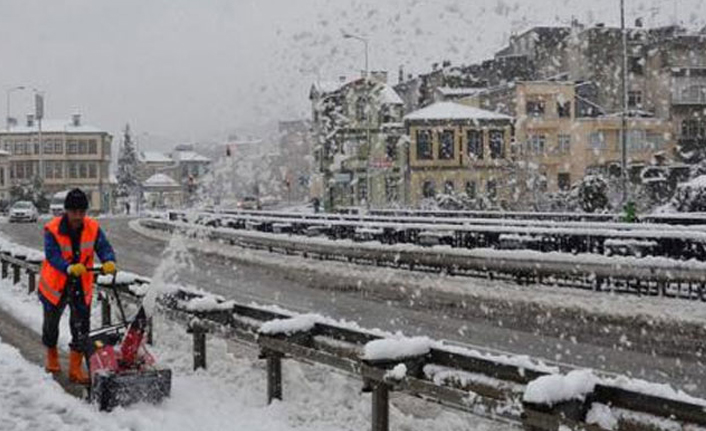 Doğu Karadeniz'e yoğun kar uyarısı! Giresun, Trabzon, Rize ve Artvin...