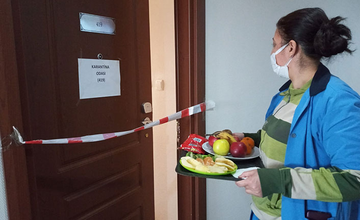 Karantinadaki öğrencilere yemek hizmeti