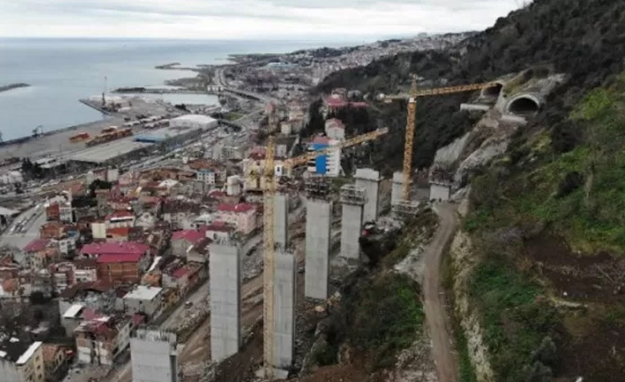CHP'li Ahmet Kaya Kanuni Bulvarı Mağdurlarını meclis gündemine taşıdı