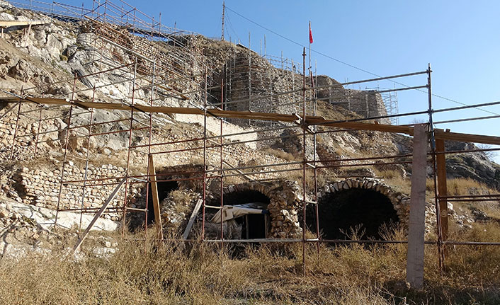 Kont Drakula'nın esir tutulduğu kalede restorasyon