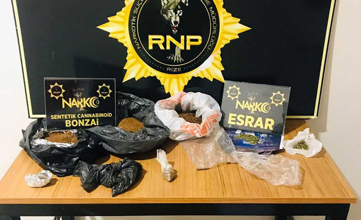 Rize’deki uyuşturucu operasyonunda 553 gram bonzai ele geçirildi
