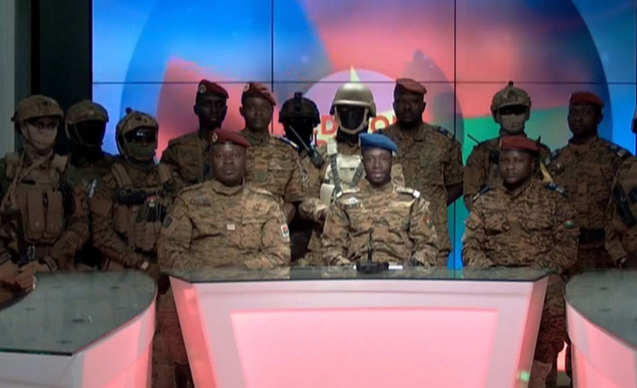 Burkina Faso'da asker yönetime el koydu