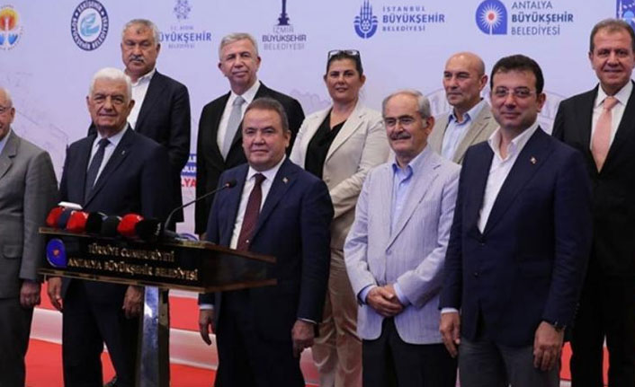 CHP'li 11 belediye başkanından ortak açıklama