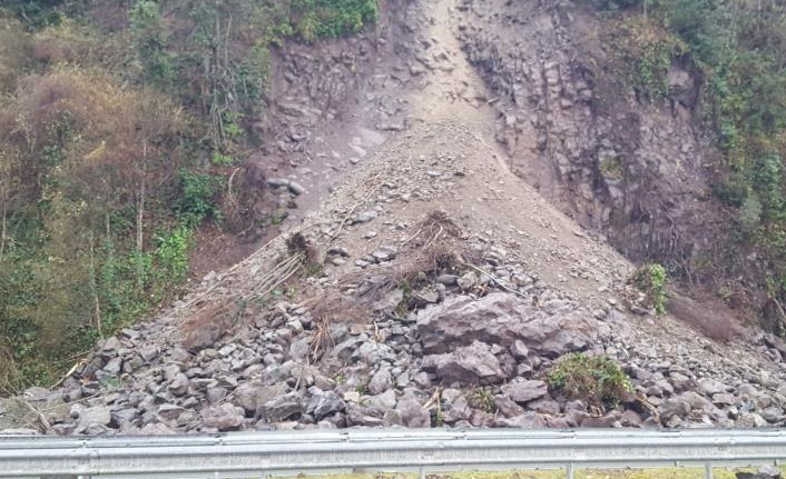 Artvin’deki heyelanın boyutu gündüz ortaya çıktı