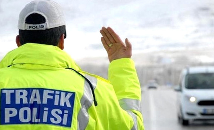 Edirne'de inanılmaz olay! Kazada kadın sürücü Covid-19 hastası, tır sürücüsü ise alkollü çıktı