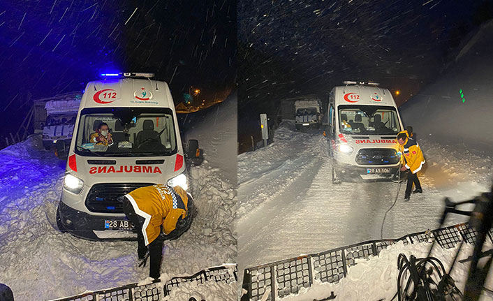 Giresun'da yolda kalan ambulansın imdadına otel çalışanları yetişti