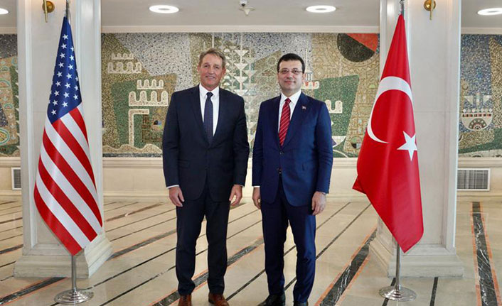 Büyükelçi Flake’den İmamoğlu’na ziyaret! Askıda faturaya özel ilgi