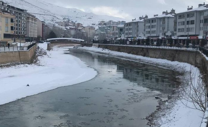 Bayburt eksi 25 derecede dondu