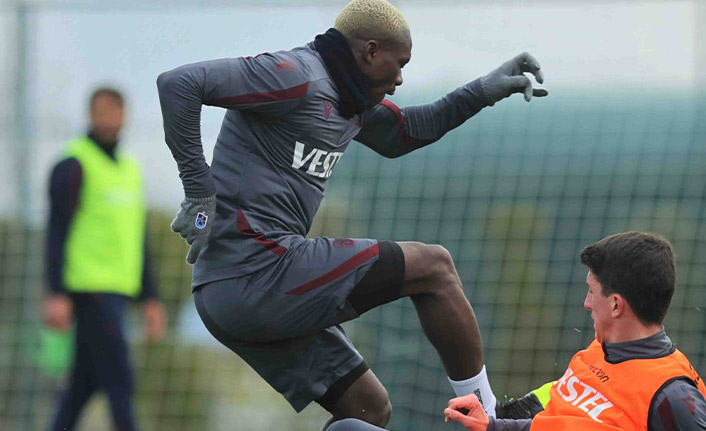 Trabzonspor Kasımpaşa'ya hazırlanıyor! Kouassi idmanda...