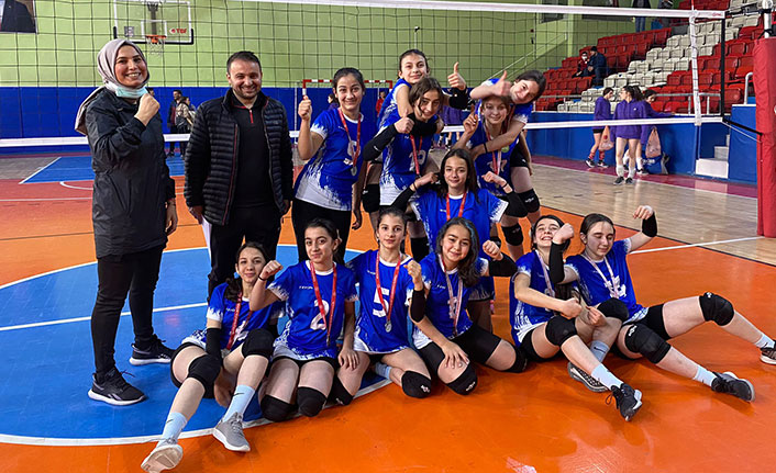 Maçka ekibi önce Trabzon, ardından bölge birincisi oldu