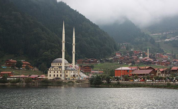 Uzungöl'de ulaşım sıkıntısı artık çözülmeli