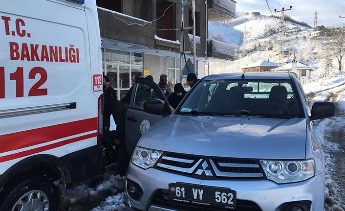 Trabzon'da yaşlı hasta için seferberlik