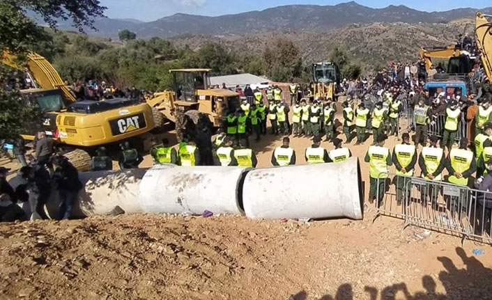 Fas'ta 32 metrelik kuyuya düşen çocuktan acı haber