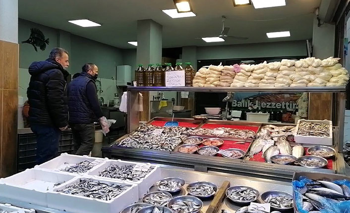 Giresun’da Soğuk Havanın Ardından Hamsi Bolluğu Yüzleri Güldürdü