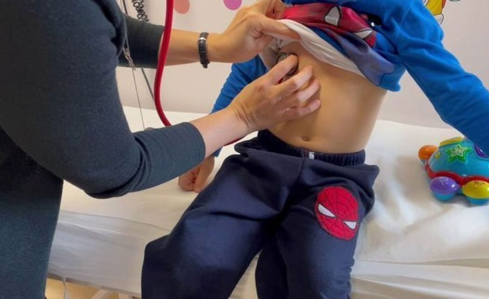 Çocuklarda omicron ve influenza arttı