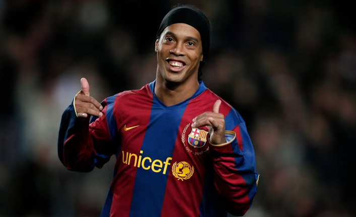 Trabzonspor’un yıldızına övgüler yağdırdı “Ronaldinho gibi…”