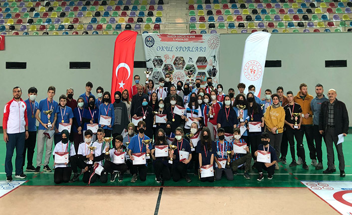 Trabzon'da büyük heyecan! Curling İl Birinciliği müsabakaları yapıldı