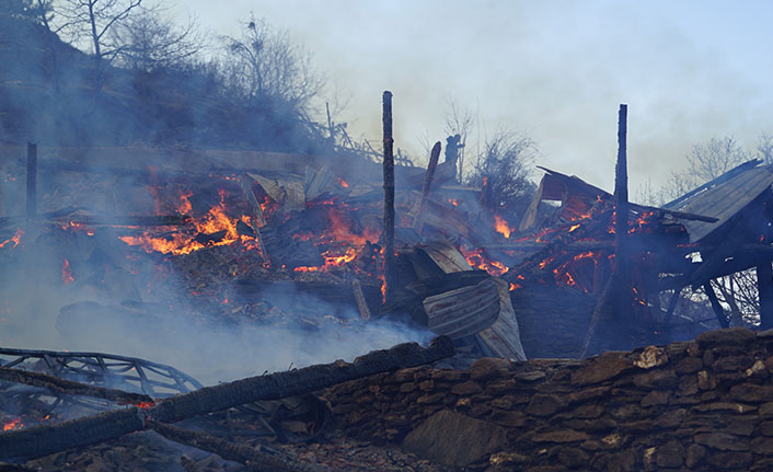 Kastamonu'da yangın! - 16 Şubat 2022