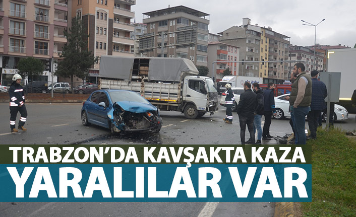 Yomra Liman Kavşağı’nda 3 araç çarpıştı: 4 yaralı
