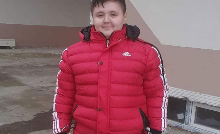 Korona virüse yakalanan genç hayatını kaybetti