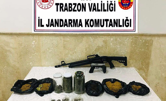 Trabzon’da uyuşturucu operasyonu! Baba ve oğlu gözaltında