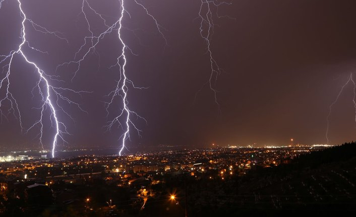 Meteoroloji'den 11 için çok kuvvetli uyarı