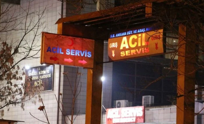 Kadın hasta kadın doktorun kafasını duvara vurdu