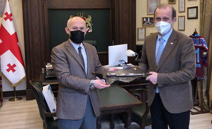 KTÜ Rektörü'nden Gürcistan’ın Trabzon Başkonsolosu’na ziyaret