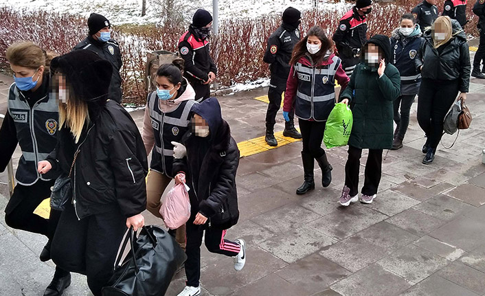 18 ilde güzellik merkezine 'dolandırıcılık' operasyonu