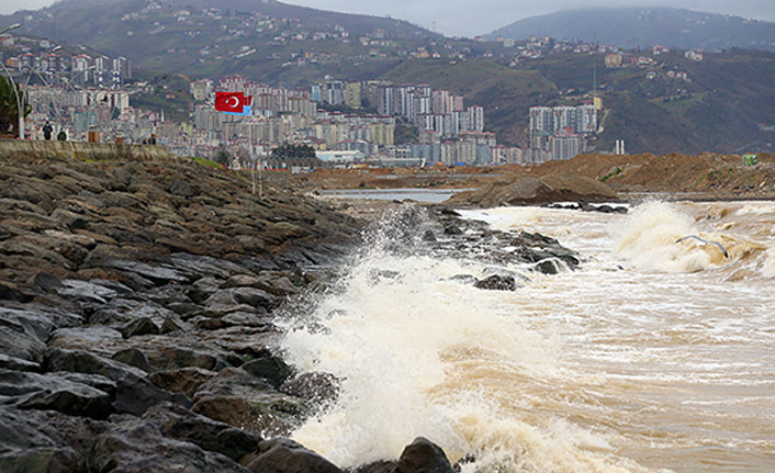 Doğu Karadeniz İçin Salı Günü Kuvvetli Fırtına Uyarısı