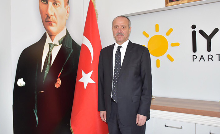 Azmi Kuvvetli’den Salih Cora’ya tepki! “Günah çıkarmaya çalışıyor”