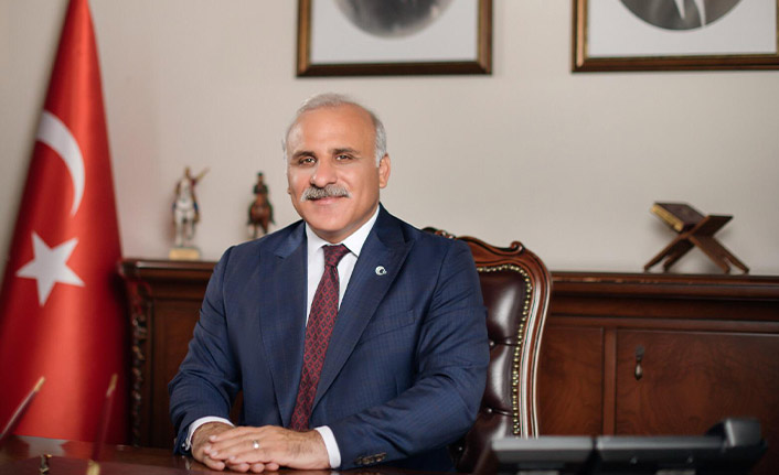 Zorluoğlu'ndan İstiklal Marşı mesajı