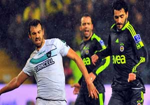 Fener Denizli'yi 3-1 yendi