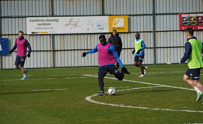 Rizespor'da Trabzonspor maçı hazırlıkları başladı