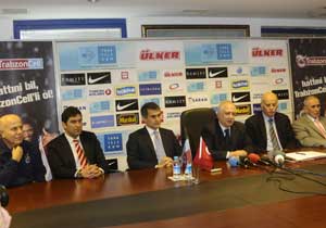 Efsane Resmen Trabzonsporda