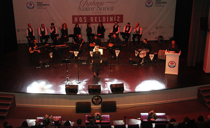 KA-FEM soğuk geceyi türkülerle ısıttı…